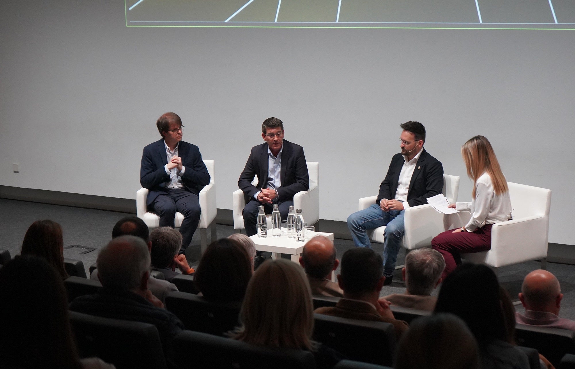 Momento del Foro celebrado en Ontinyent, con la partiipación de los tres alcaldes.