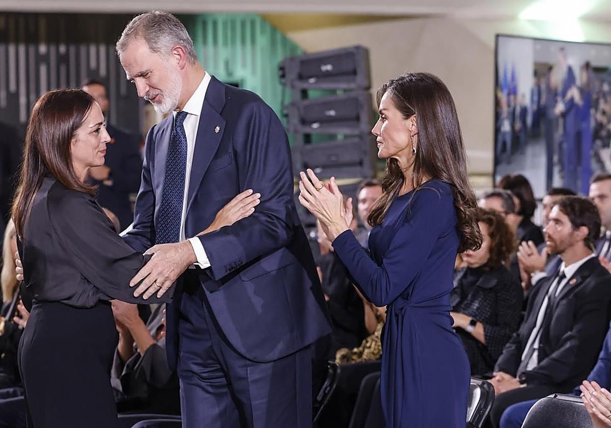 Los reyes, Felipe y Letizia, este miércoles en el funeral de Estado por las víctimas de la dana en Valencia.