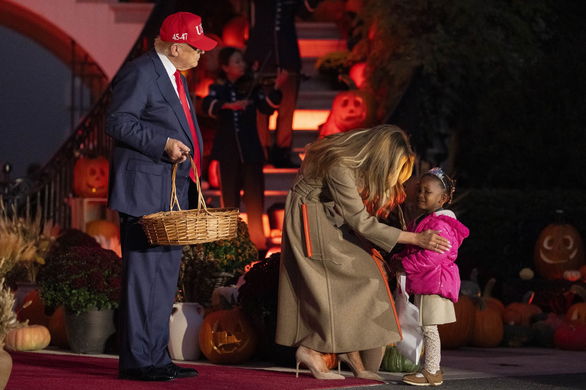 Donald y Melania Trump celebra Halloween por todo lo alto en la Casa Blanca