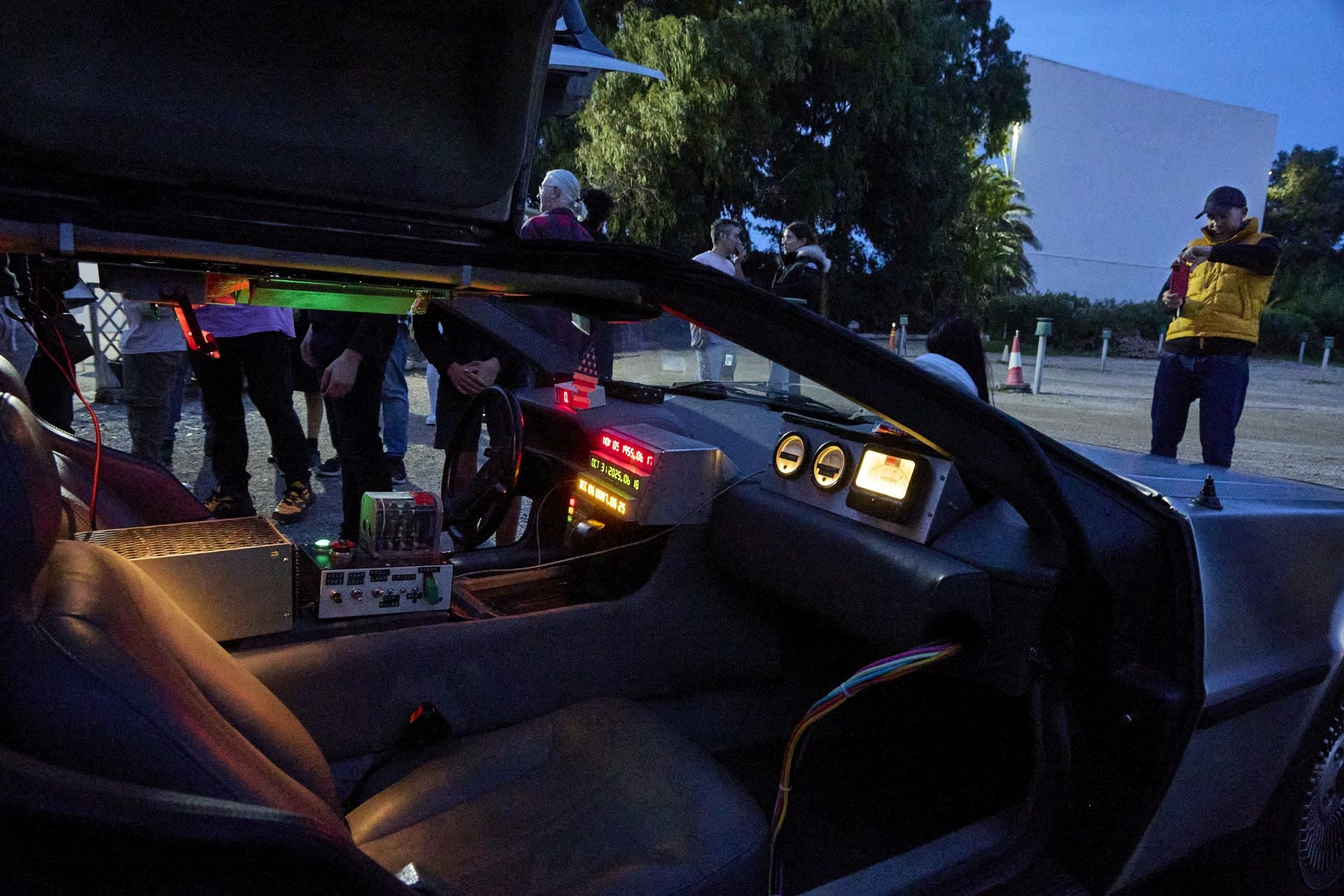 Valencia disfruta del Delorean de la icónica trilogía de &#039;Regreso al futuro&#039;
