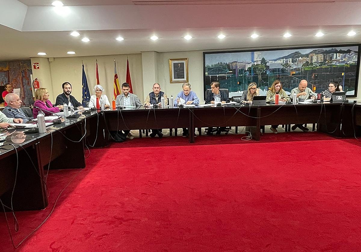 Aprobación del convenio para celebrar la Trobada.