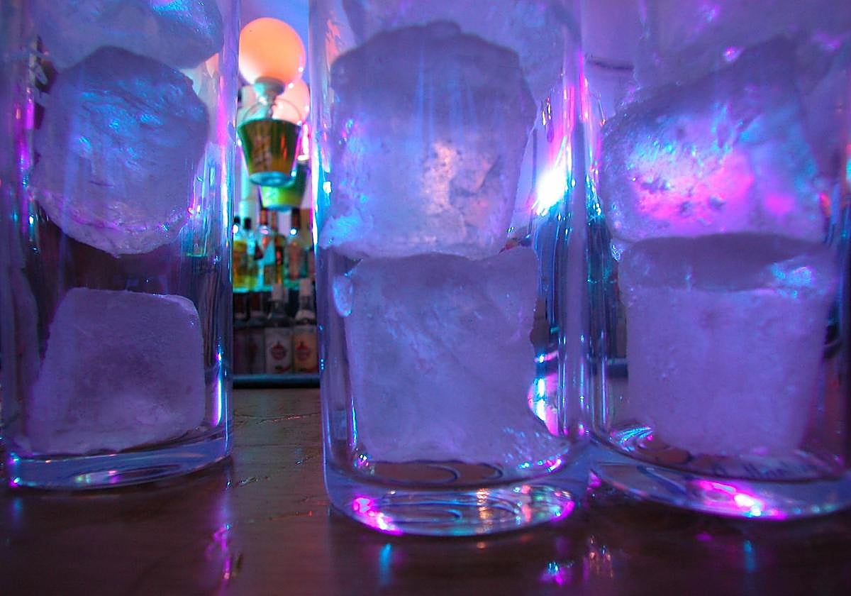 Un hombre droga y agrede a otro varón en Valencia para robarle tras quedar por una app de citas