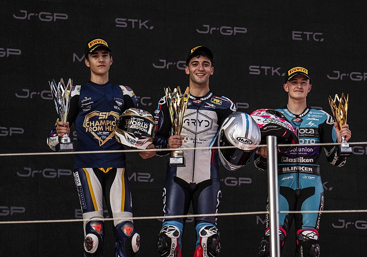 Podio carrera de JuniorGP