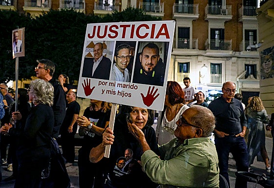 Sin interrogatorios y con media hora para hablar: las víctimas abren la comisión sobre la dana