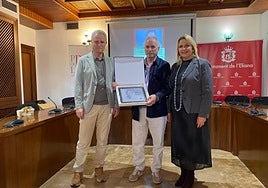 Entrega del premio a Ildefonso Falcones.