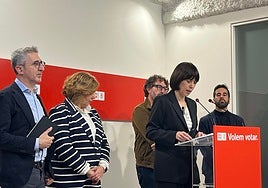 Morant comparece en la sede del PSPV.