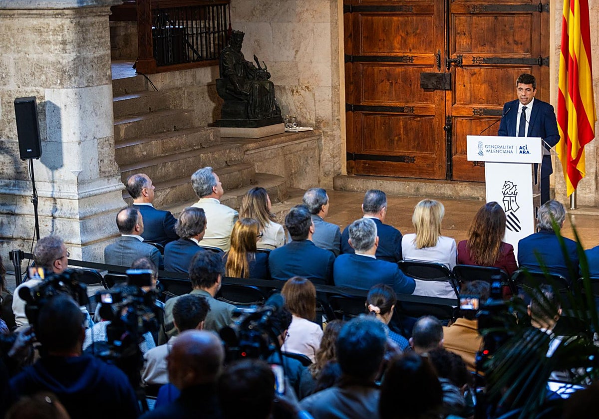 Mazón, durante la comparecencia en la que anuncia su dimisión.