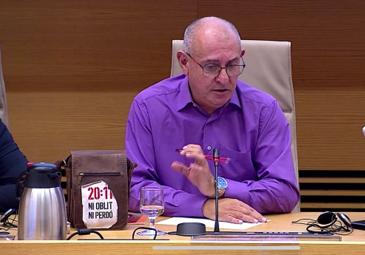 Ernesto Martínez, durante su comparecencia en la Comisión de la dana en el Congreso.