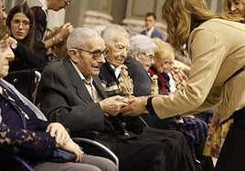 Fotos del homenaje a los vecinos centenarios de Valencia