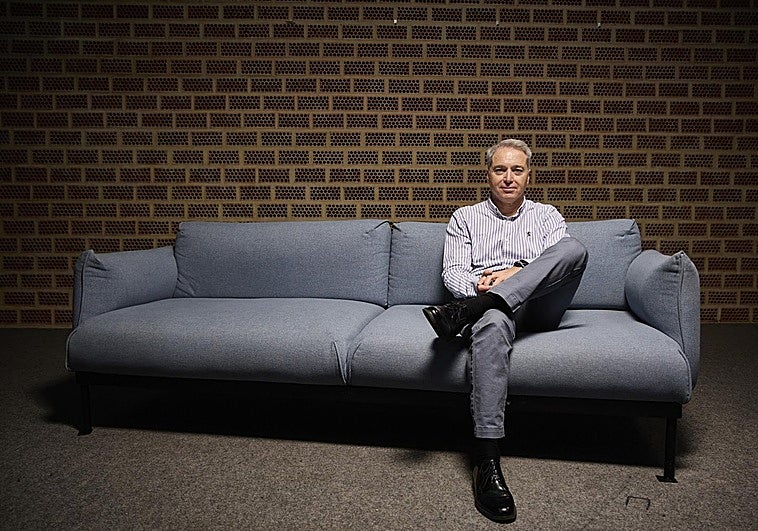 Vicente Vallés: «Los Reyes asumieron un riesgo en Paiporta y eso habla muy bien de ellos, sabían que tenían que estar allí»