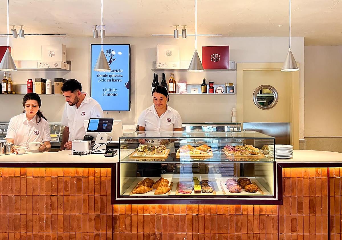 Adicto y Adicta, nueva cafetería en Valencia.