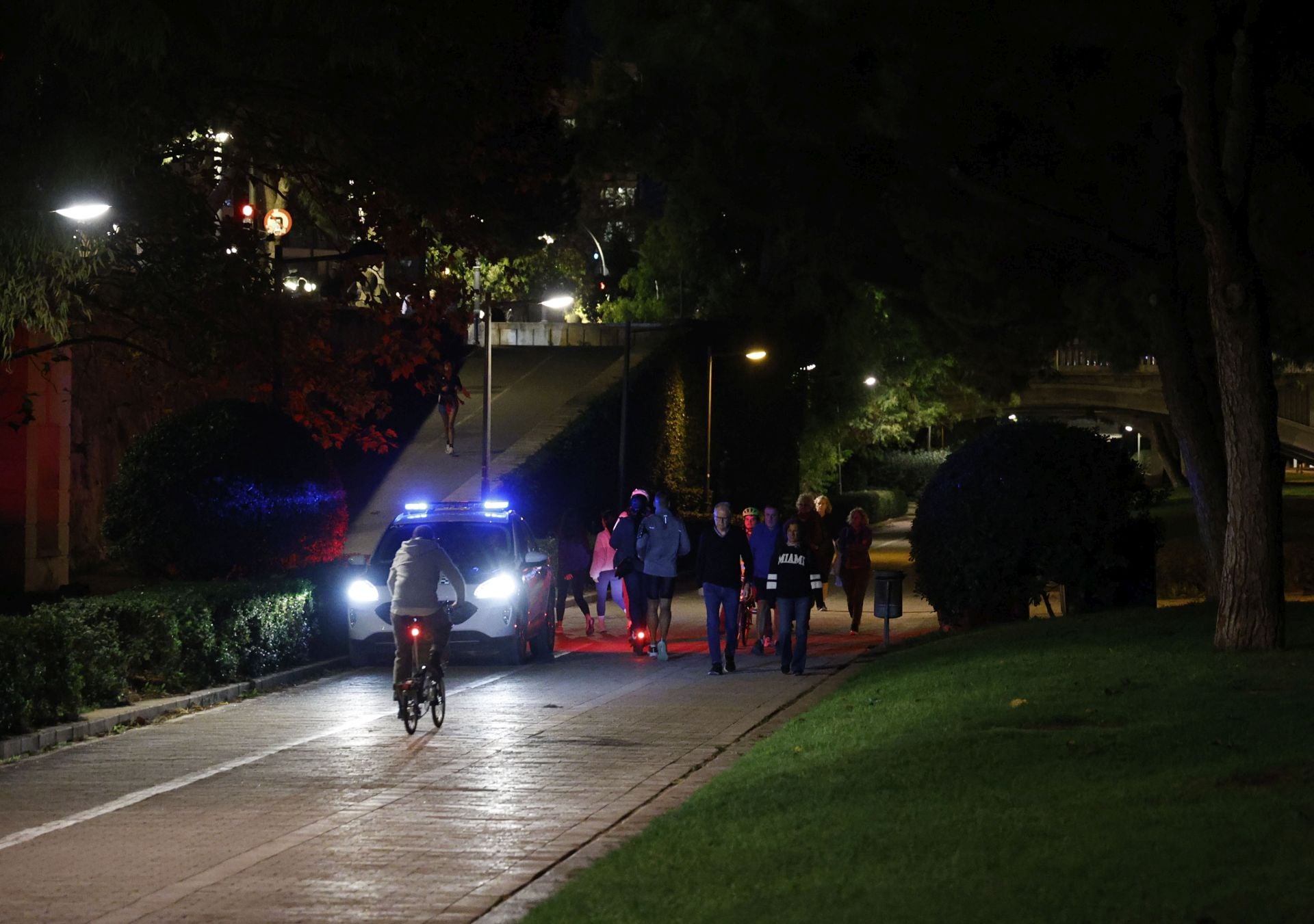 FOTOS | El jardín del Turia de Valencia, a oscuras