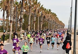 Imágenes de la primera edición de la Carrera de las Ciudades en Valencia.