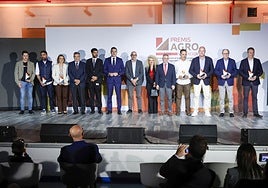 Jurado y premiados de la séptima edición de los Premis Agro 2025, reconocidos por su compromiso con la excelencia y la innovación en el sector agroalimentario valenciano.