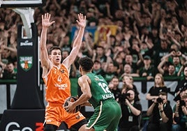 Pradilla defiende a Lo.