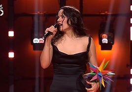 Rosalía, durante su discurso al recoger su premio en Los40 Music Awards.
