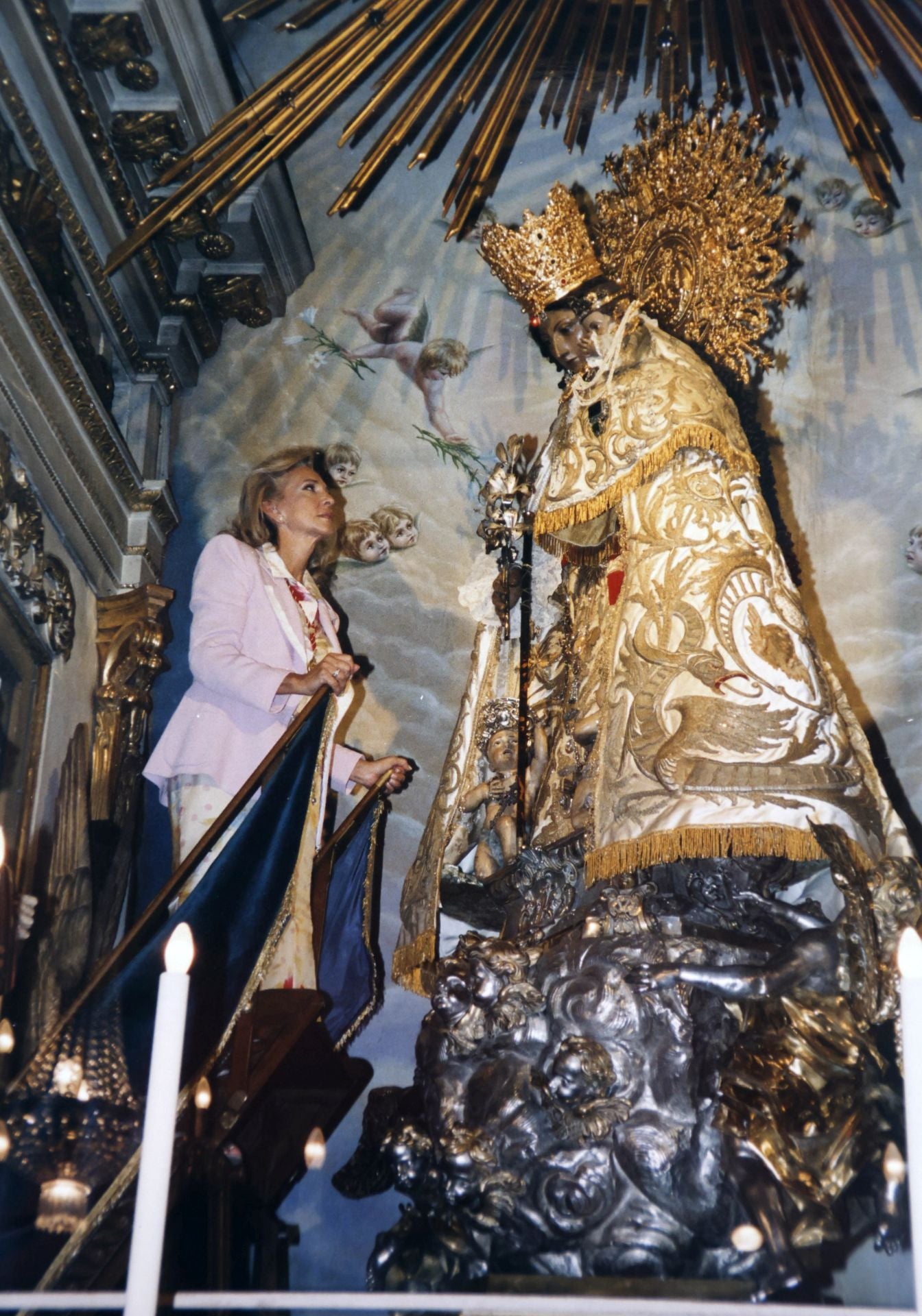 Mayrén, las tradiciones y las redes sociales