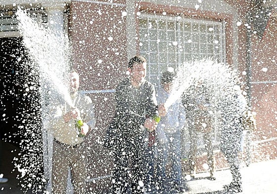 Celebrando la Lotería, imagen de archivo.