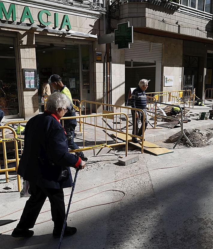Imagen secundaria 2 - Obras en la avenida Giorgeta.