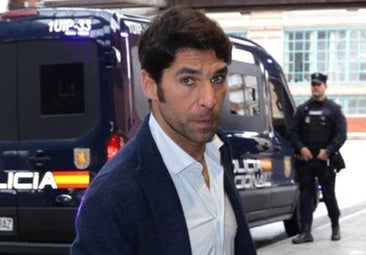 Cayetano Rivera sufre un accidente de coche y da positivo en la prueba de alcoholemia