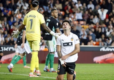 El Valencia confirma los peores registros de goles de los últimos años