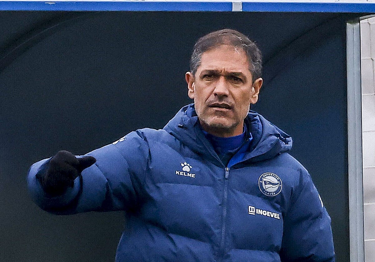 Toni Seligrat en su etapa como entrenador del Alavés B