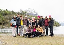 Los participantes en 'Hasta el fin del mundo'.