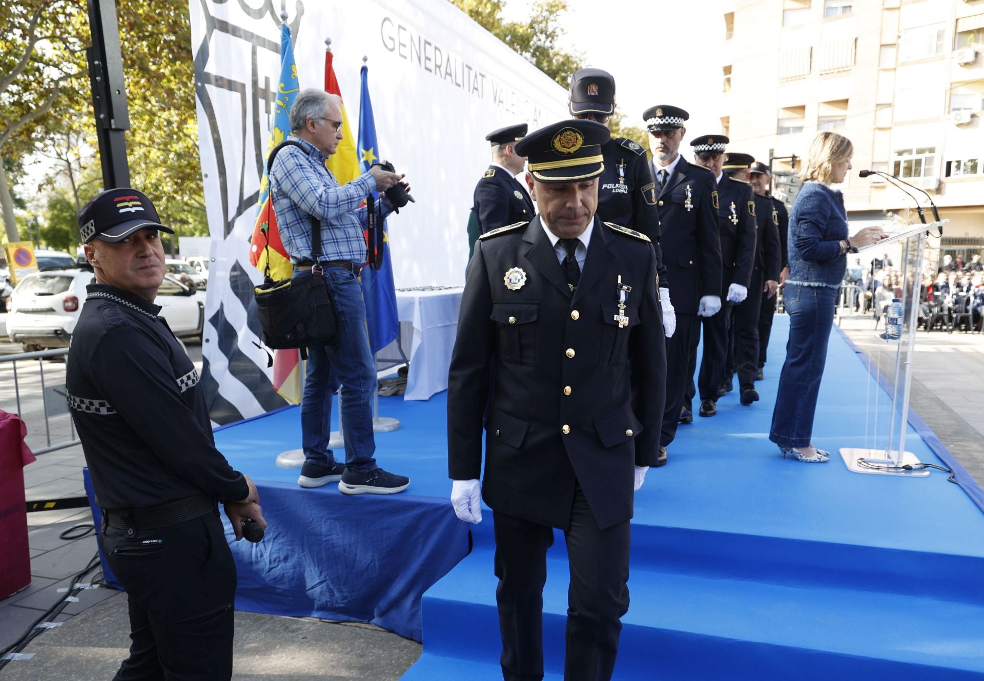 FOTOS | La Generalitat condecora a más de 500 polícias locales