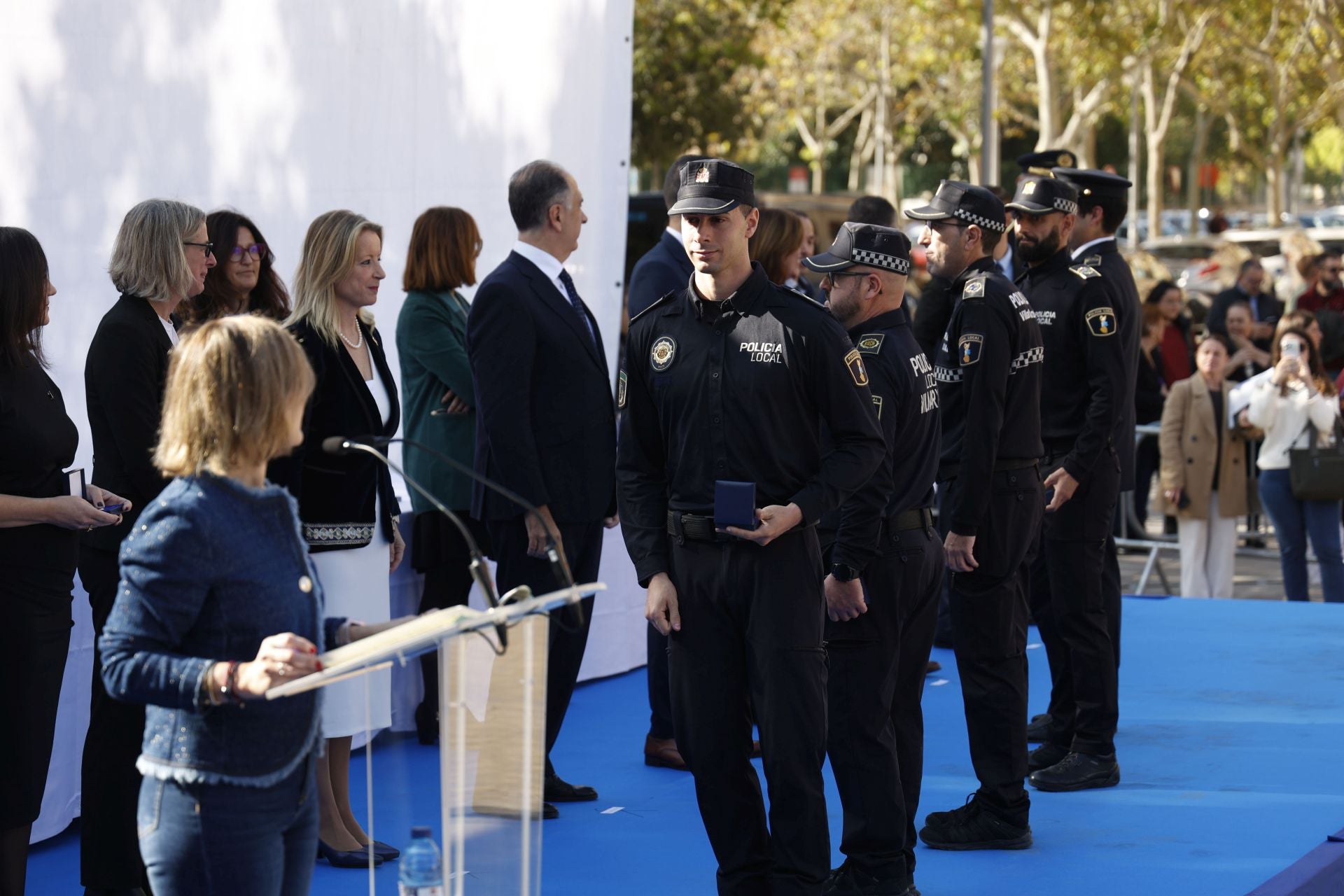 FOTOS | La Generalitat condecora a más de 500 polícias locales