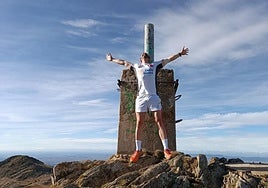 Álex Pastor toca el cielo en el techo de Guadalajara.