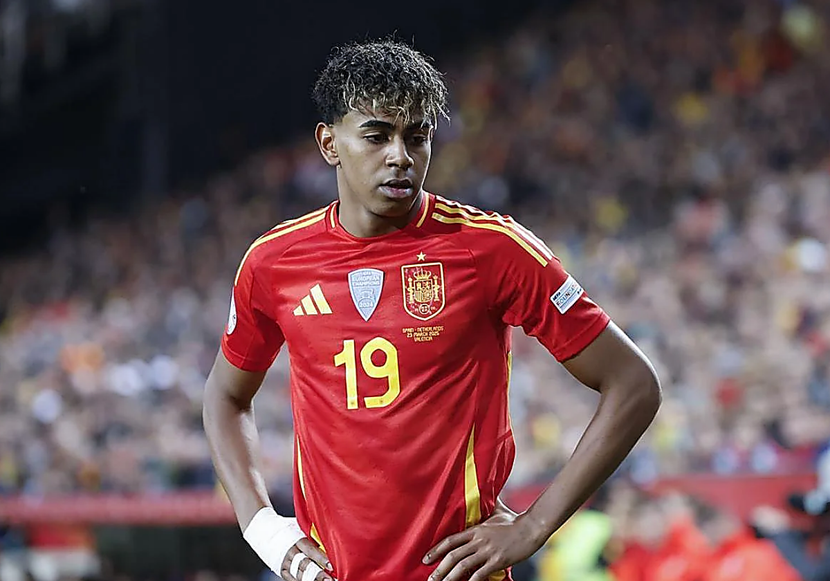 Lamine Yamal, en una imagen de archivo, con la selección española