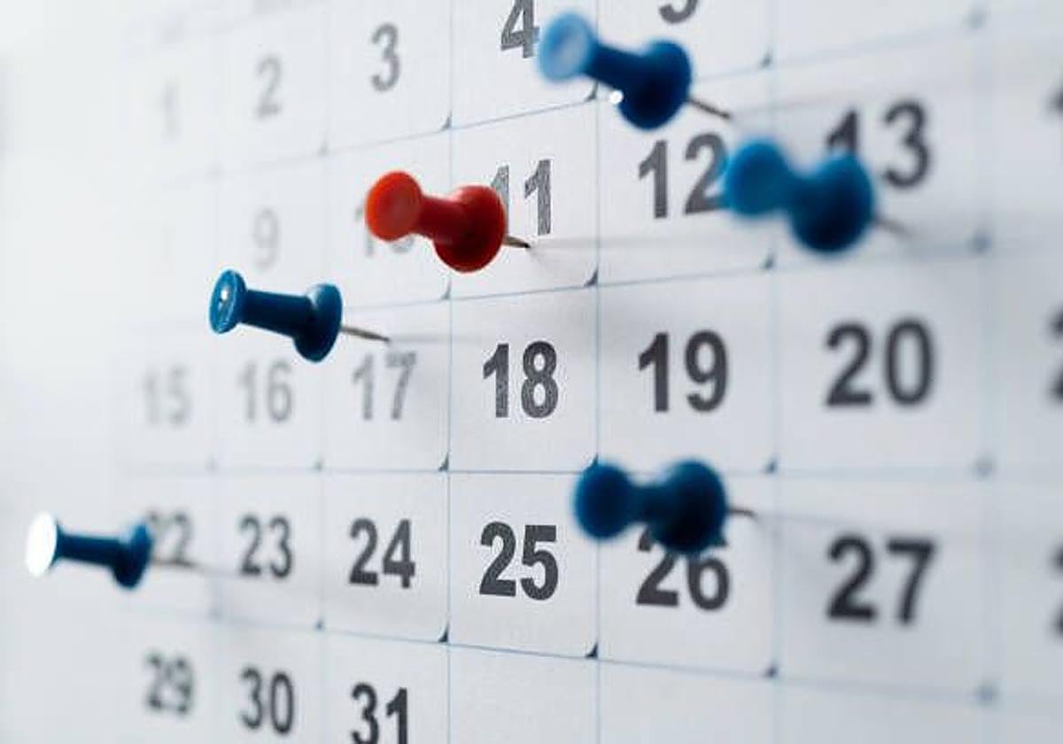 Un calendario en una imagen de archivo.