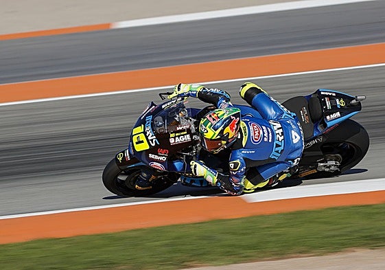 Diogo Moreira, en los entrenamientos de Moto2 en el Circuit Ricardo Tormo de Cheste.