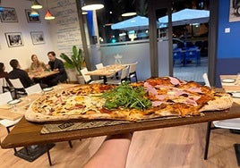 La pizza es el gran atractivo del restaurante Regina.