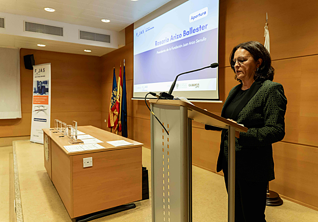 Rosario Arizo, presidenta de la Fundación Juan Arizo durante su intervención.