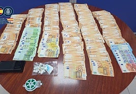 Los agentes intervinieron al detenido 15 gramos de cocaína y 84.900 euros en efectivo.