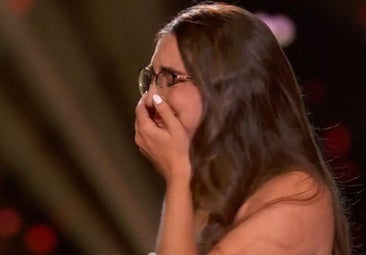 Una concursante de La Voz se queda en blanco en plena actuación y el gesto de Pablo López enamora al público