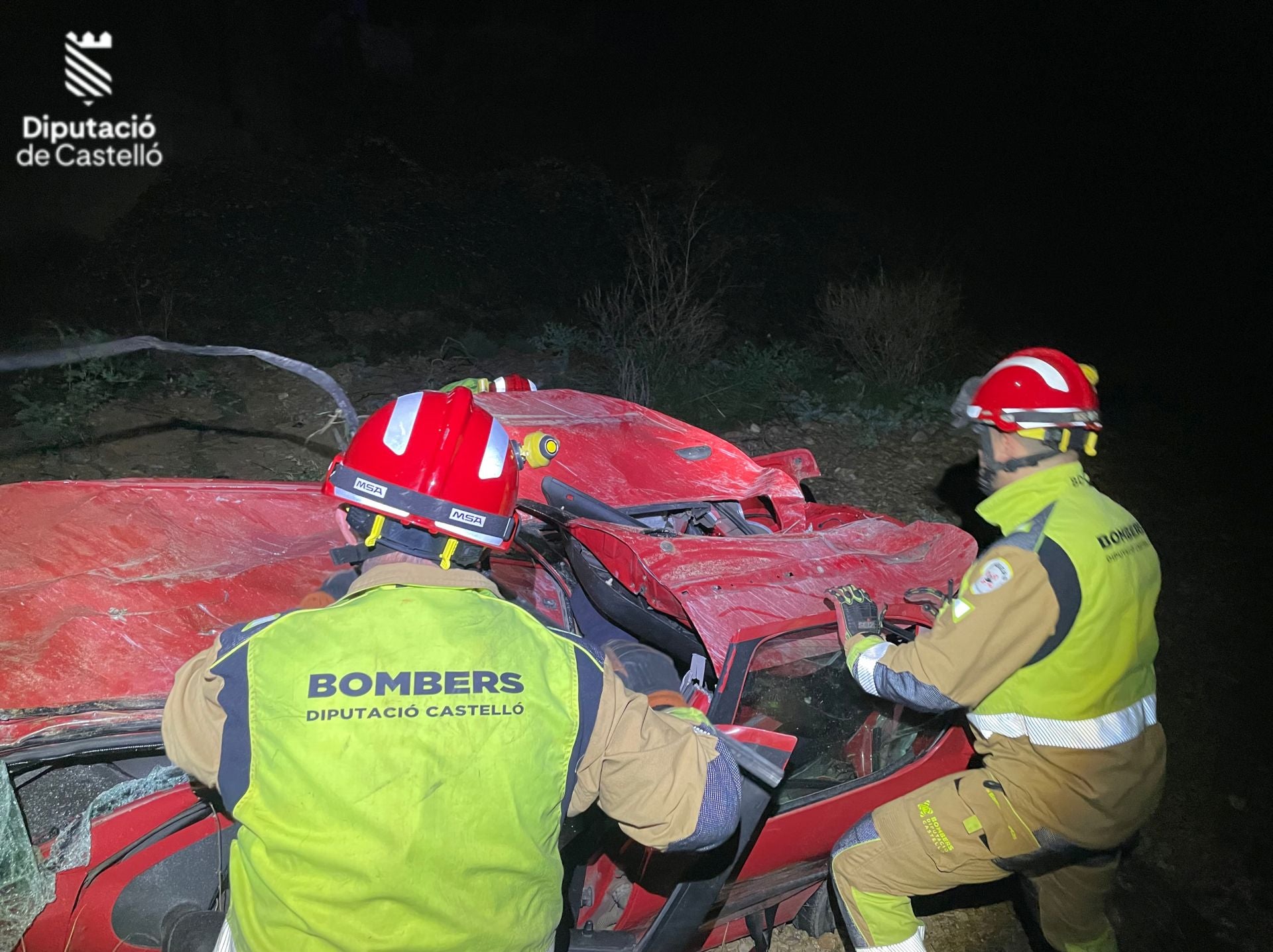 Fotos del accidente en un puente en Benassal donde han muerto dos personas