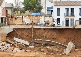 Viviendas de Picanya junto al barranco del Poyo.