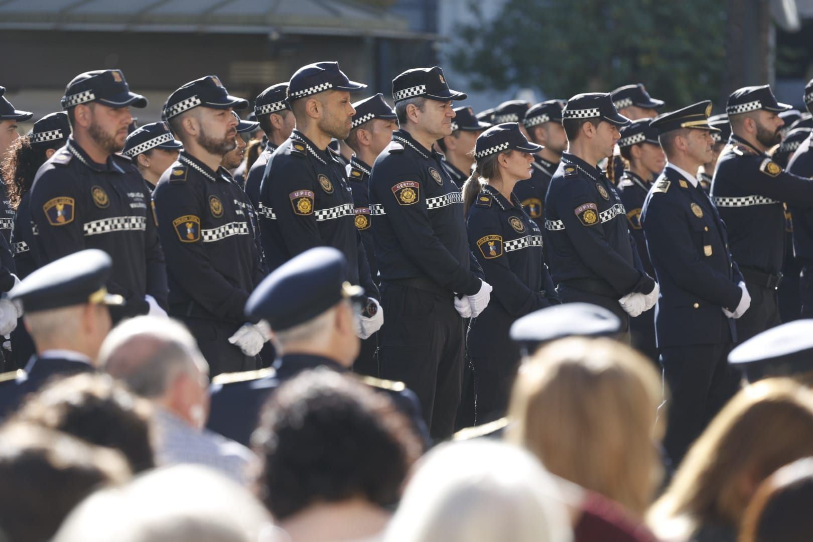 FOTOS | El despacho de los 194 nuevos policías locales de Valencia