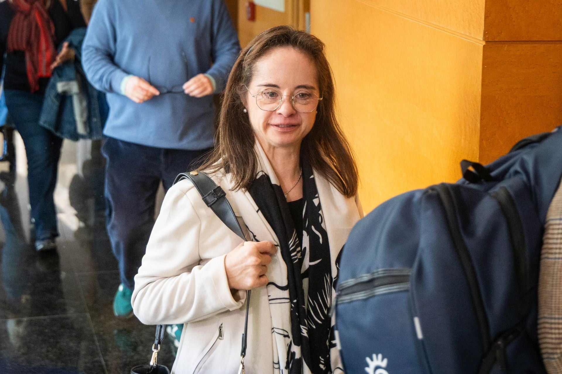 Pérez Llorca presenta su candidatura para suceder a Mazón