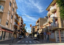 Imagen de archivo de la calle Poeta Llorente en la Pobla de Vallbona