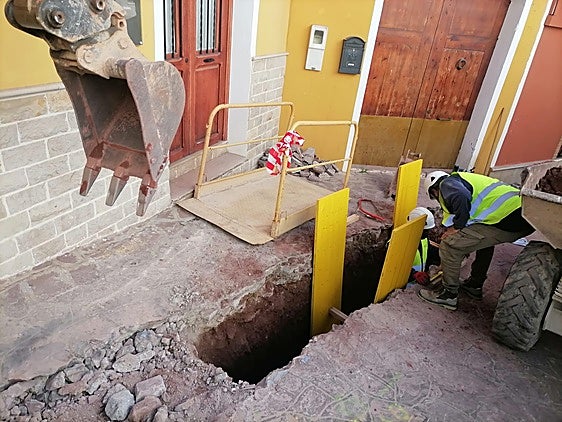 Trabajos de renovación en Serra.