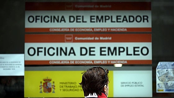 Los 10 trabajos con más riesgo de desaparecer por la Inteligencia Artifical (IA)