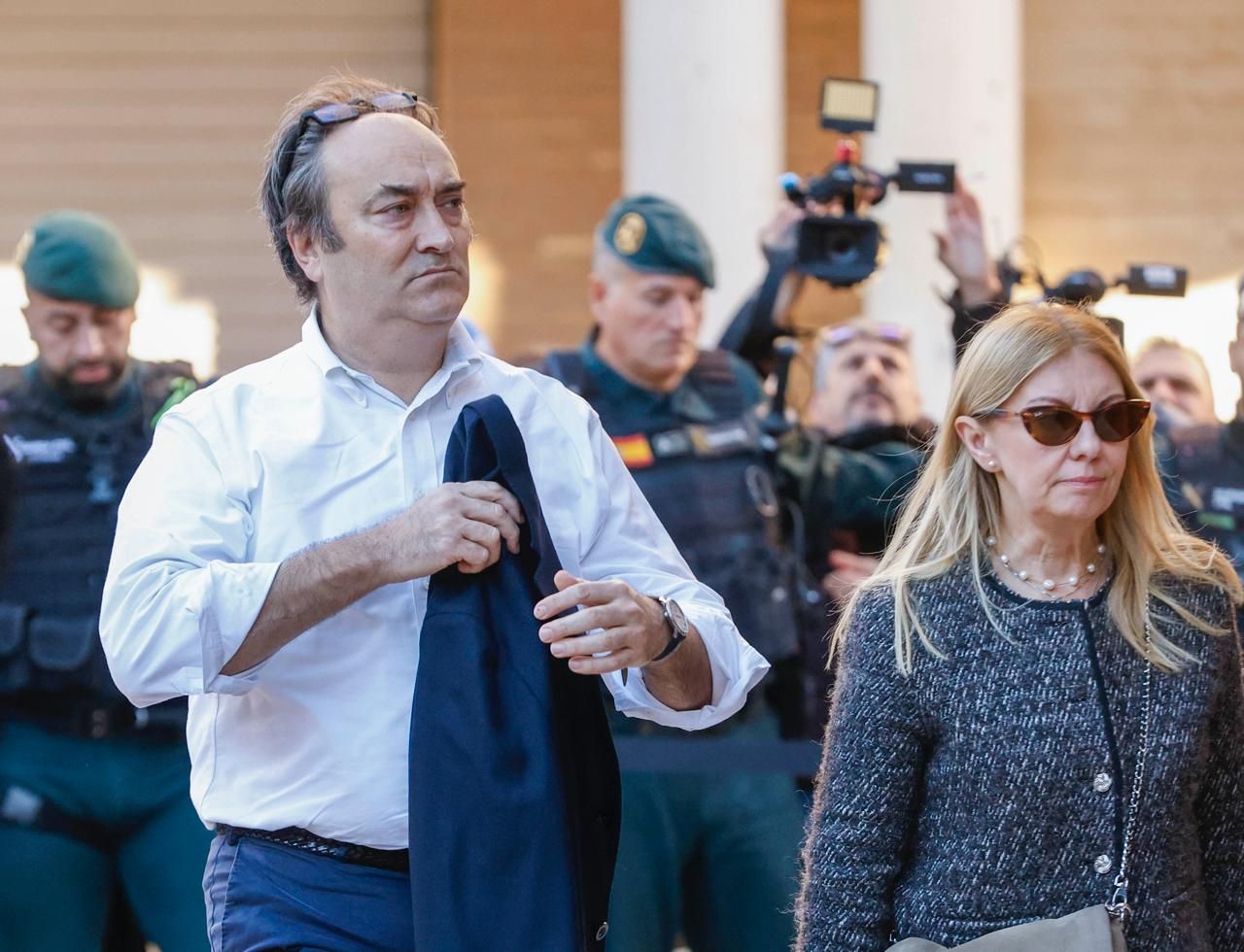 El dueño de El Ventorro y Pérez Llorca declaran en el juzgado de Catarroja