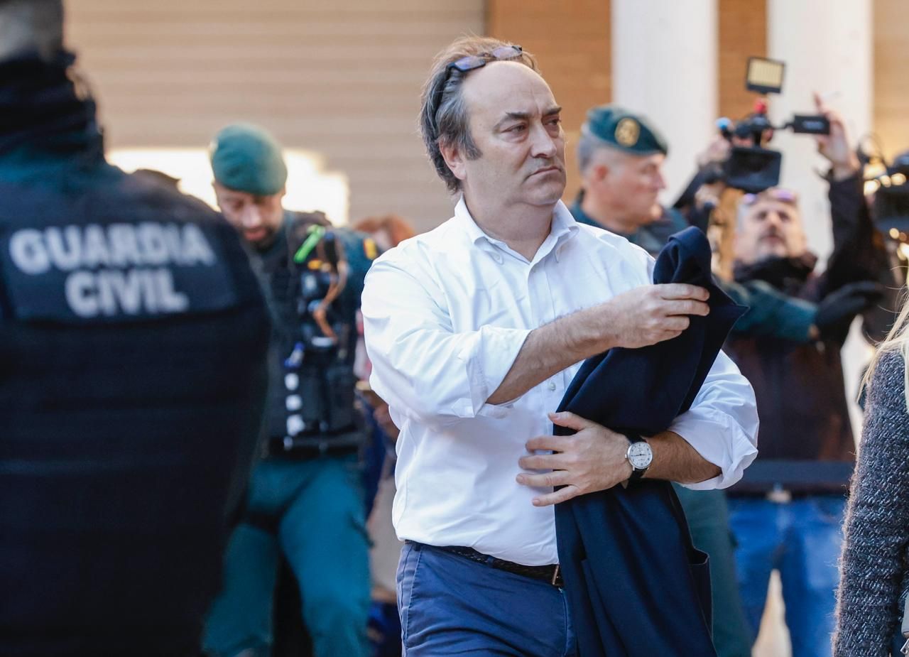 El dueño de El Ventorro y Pérez Llorca declaran en el juzgado de Catarroja