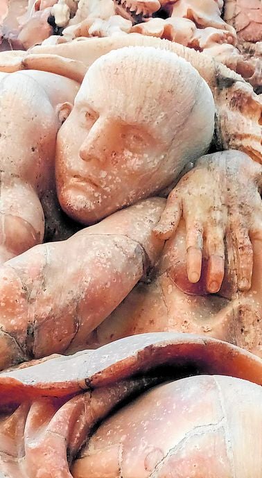 Imagen secundaria 2 - Vijngaerde. Una vista general de la ciudad en el siglo XVII. | Palacio Real. El mayor monumento perdido se derribó antes de que llegaran los franceses. | Dos Aguas. Un palacio que fue academia y estuvo en grave peligro.