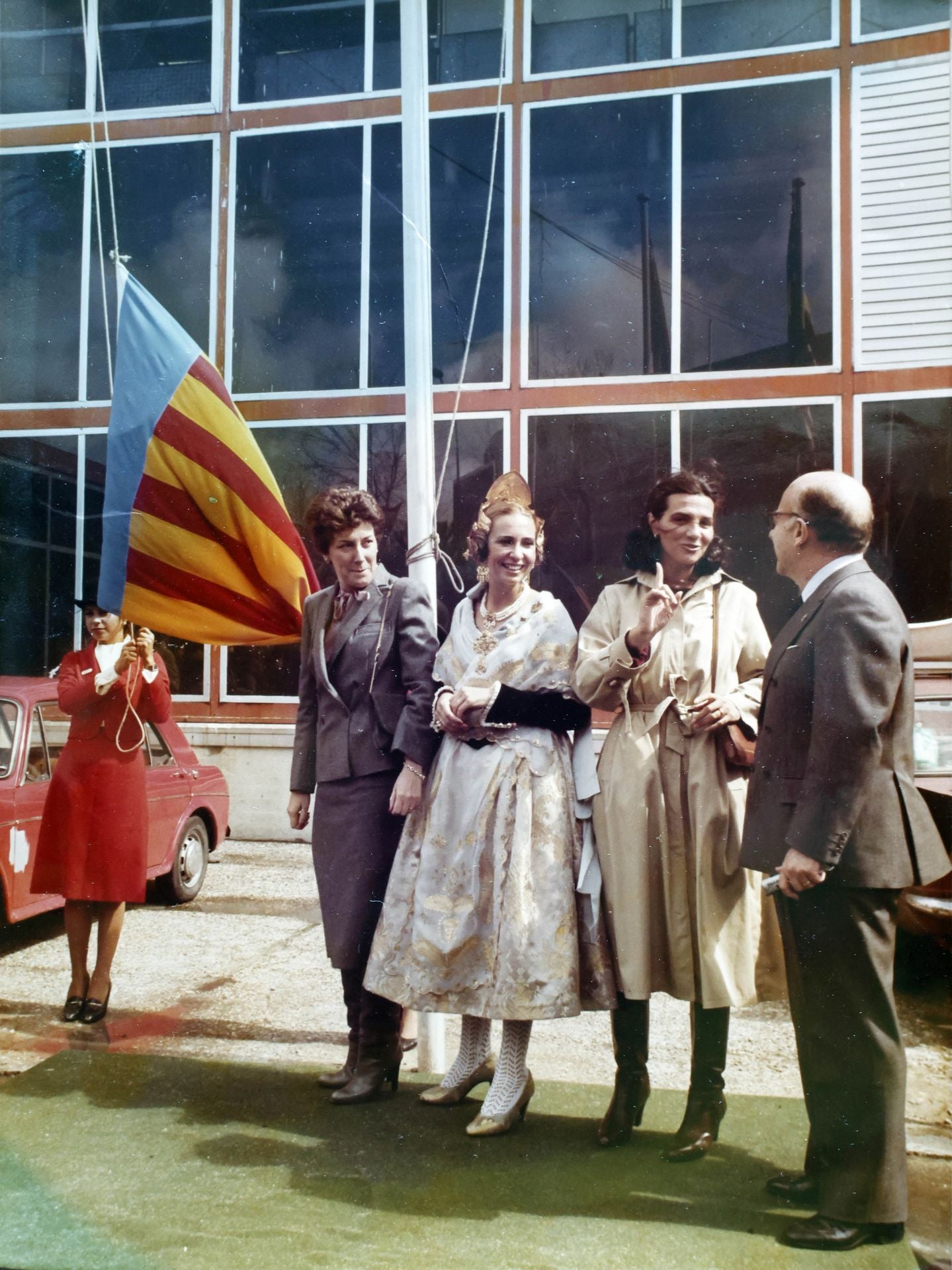 Mayrén en la vida pública, del chófer Eduardo Zaplana al final de Rita Barberá