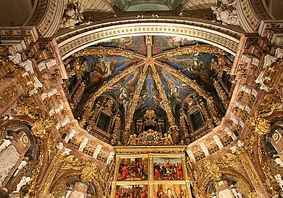 Frescos de los ángeles músicos de la Catedral de Valencia.