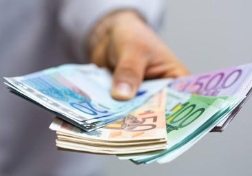 El límite de dinero en transferencias entre familiares para evitar un multazo de Hacienda